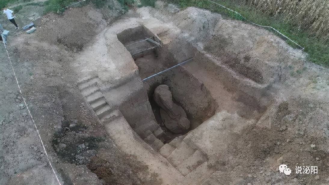 泌阳东高庄冶铁遗址出土文物完成整体搬运_冶炼_生铁_汉代