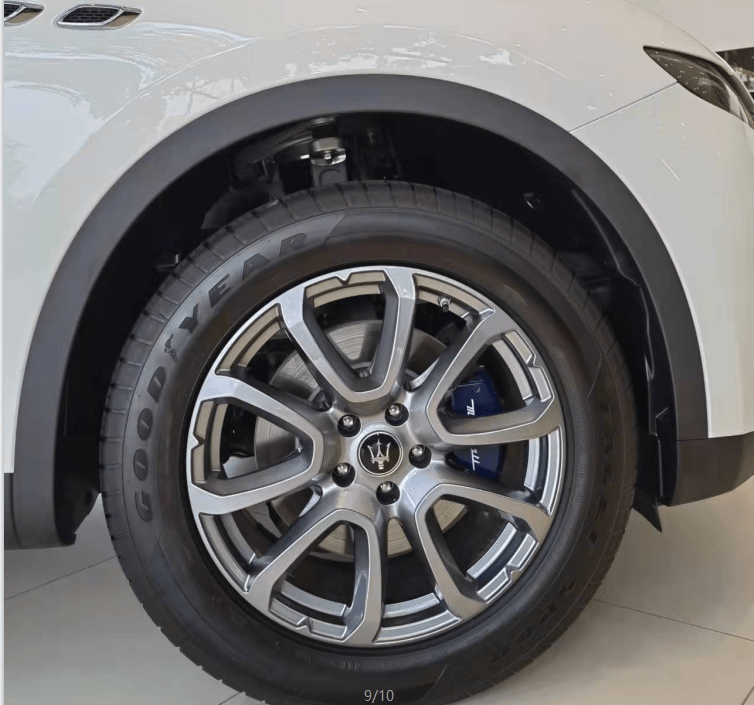 屈指可数的臻品,只为懂他的人存在 实拍玛莎拉蒂levante modenas