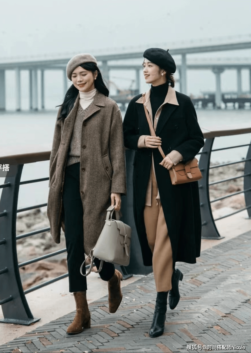 Nicole显脸小、头包脸、变时髦，拥有这款“帽子”，就能时髦整个冬天