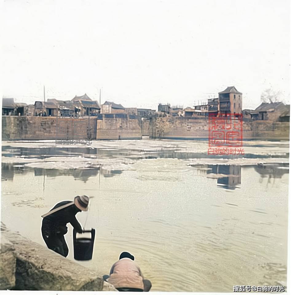 老照片:1940年的淮阴,河边的城墙,闸口和市街等风景_建筑_条石_地方