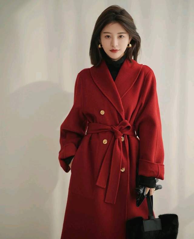 下装 拒绝臃肿！可以试试大衣穿搭，穿对了大衣看上去就像瘦了10斤