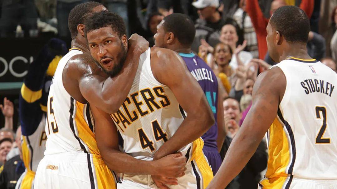希尔|肌腱撕裂！赛季报销！他的NBA生涯可能要结束了