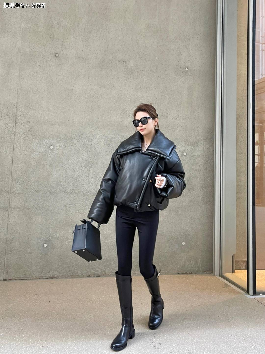 颜色 冬天“羽绒服”的高级穿法是这样的，保暖舒适又高级，谁穿谁美