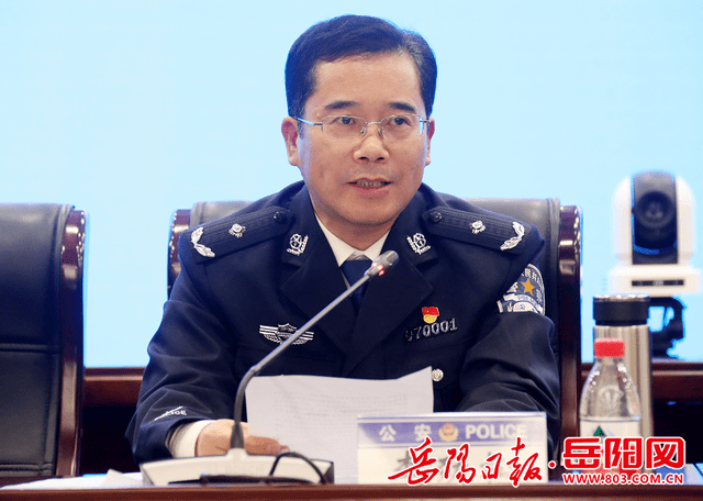 岳阳市主城区交通综合整治成效评估新闻发布会答记者问_市民_问题