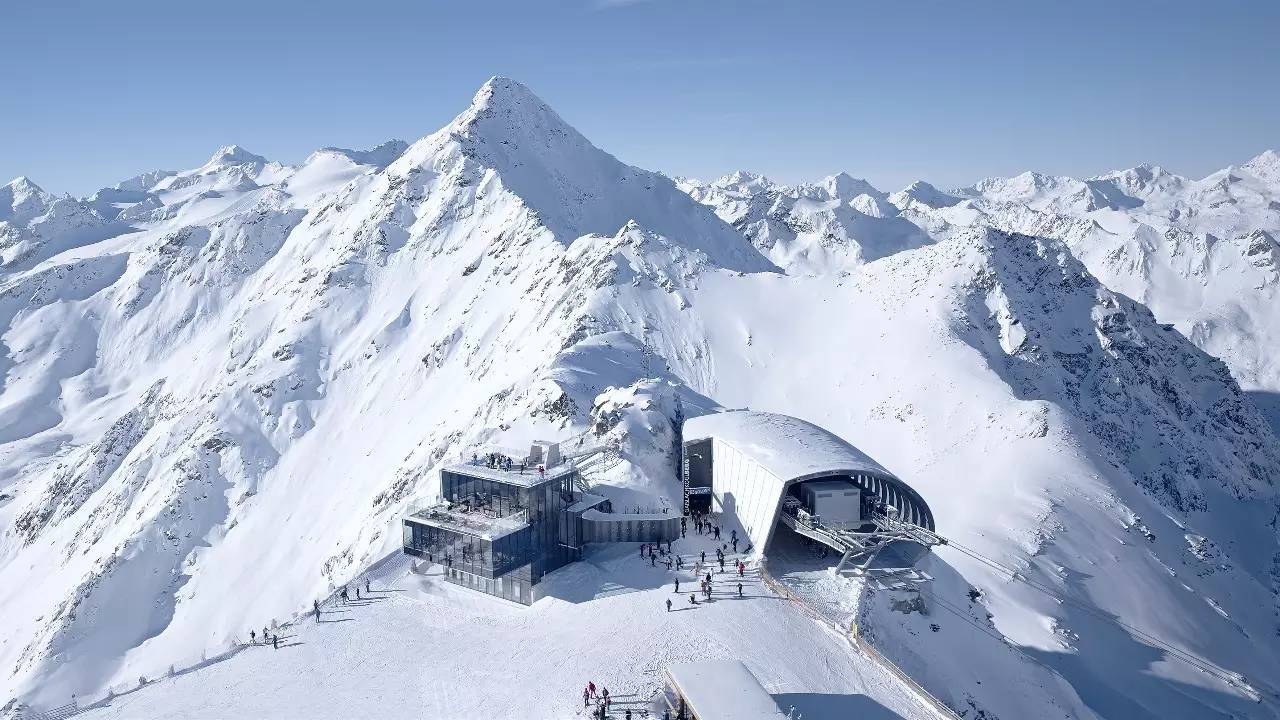 奥地利圣安东滑雪场图片