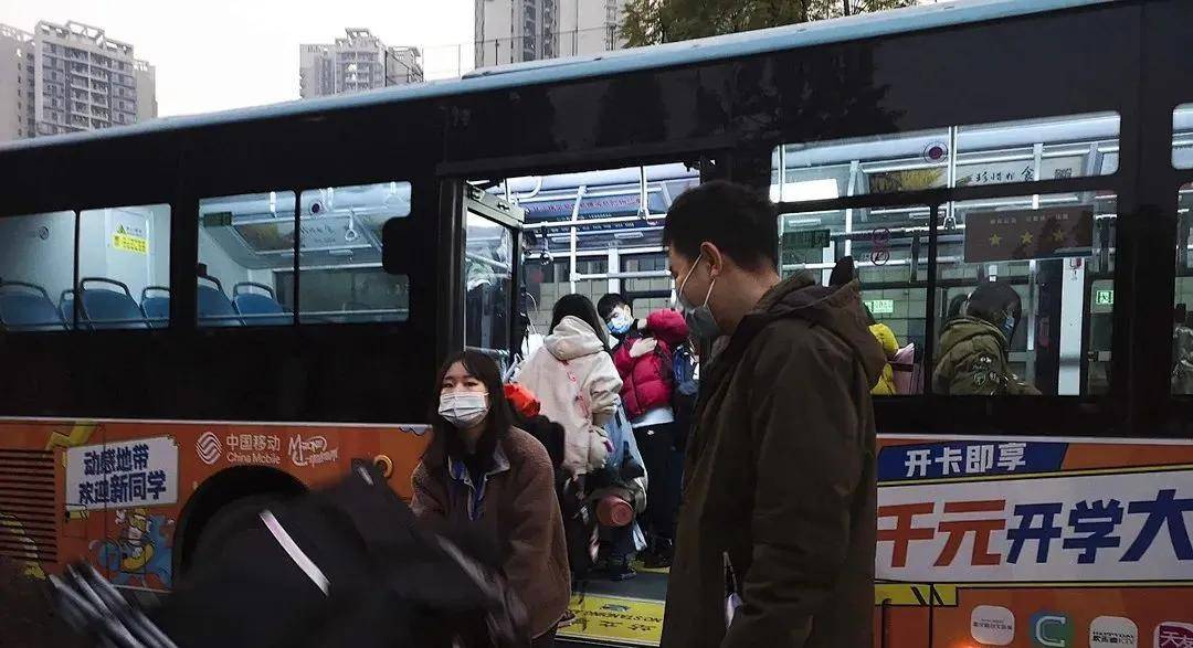 素描|【回顾2022届联考】考生日记