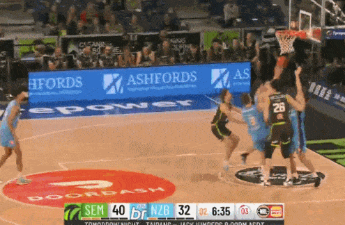 破坏者|NBL-凤凰双杀破坏者两连胜 周琦8+2帽遭遇争议判罚制胜暴扣2加1