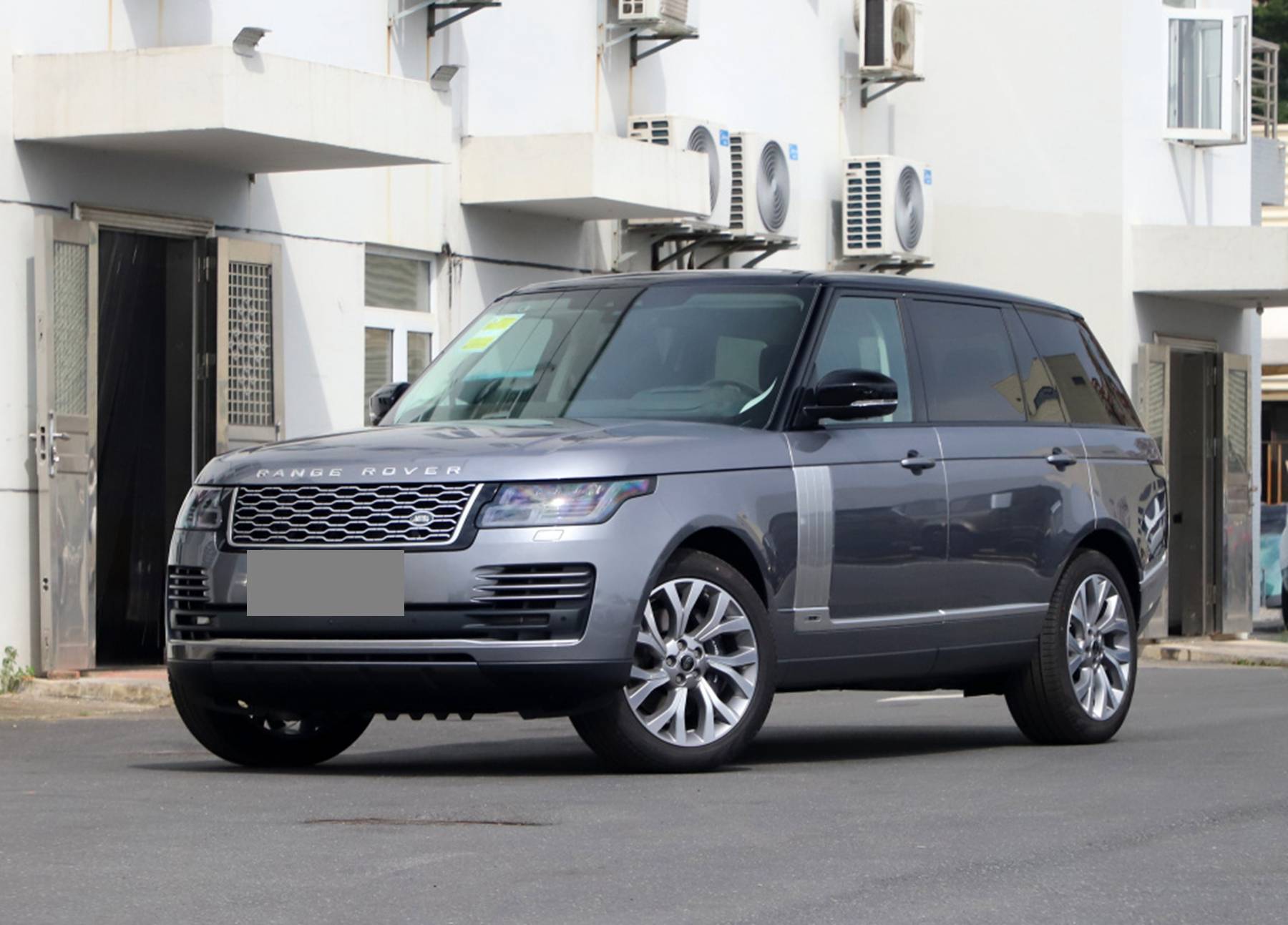 45岁男人开啥车算成功这3款霸气有面都是成功人士的象征