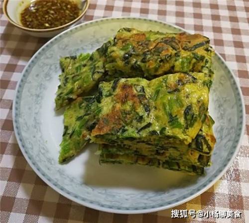 蔬菜|1把蔬菜1碗面粉,手不碰面,锅里一放,10分钟快速上桌!省时