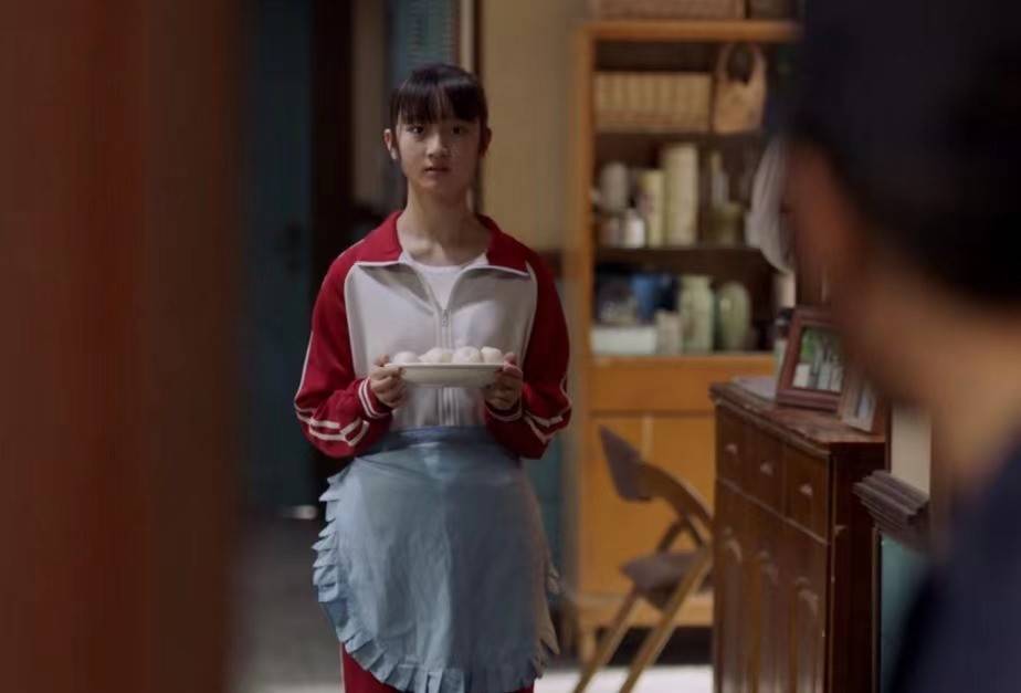 演技|赵丽颖汲取章子怡刘涛教训，《谁是凶手》不装嫩，找小演员演少女