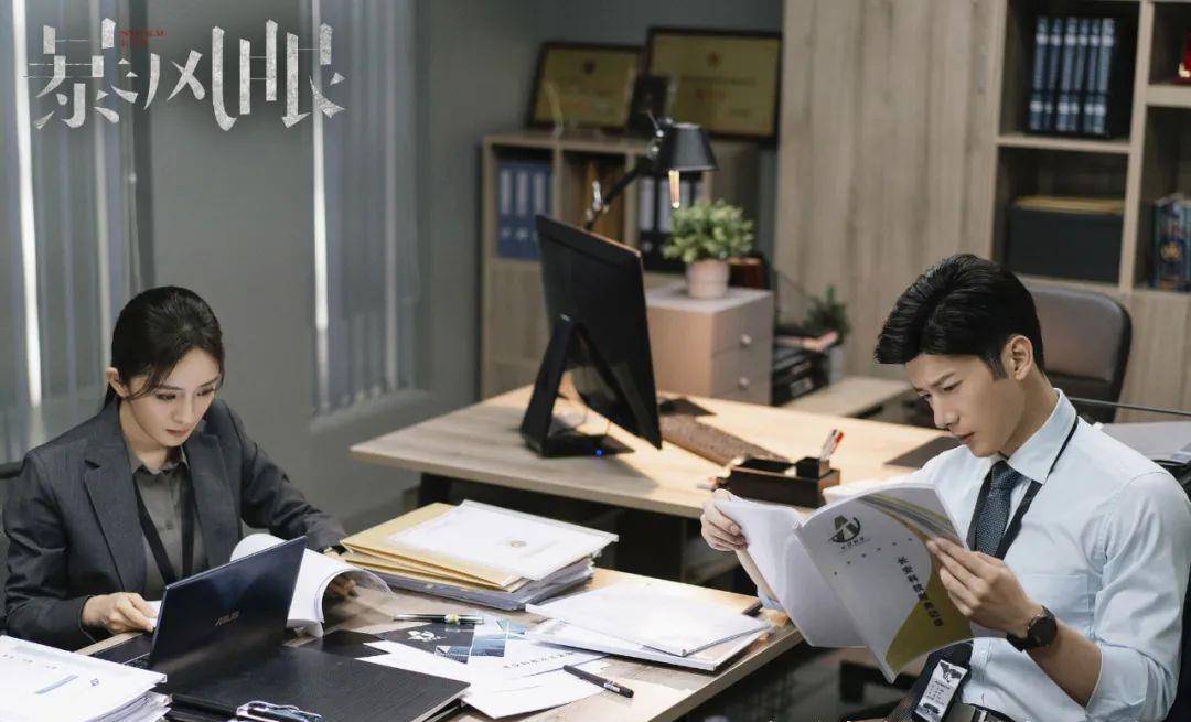 因为|景甜逆袭带火张彬彬，《司藤》超越《暴风眼》，杨幂处境很尴尬