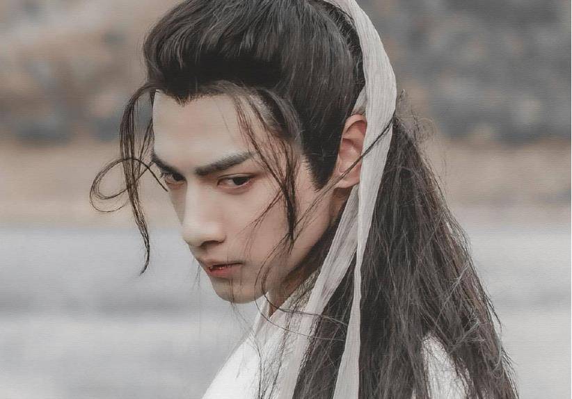 碰撞|罗云熙宋茜毫无cp感！男主身形修饰全靠“垫肩”，没古装惊艳