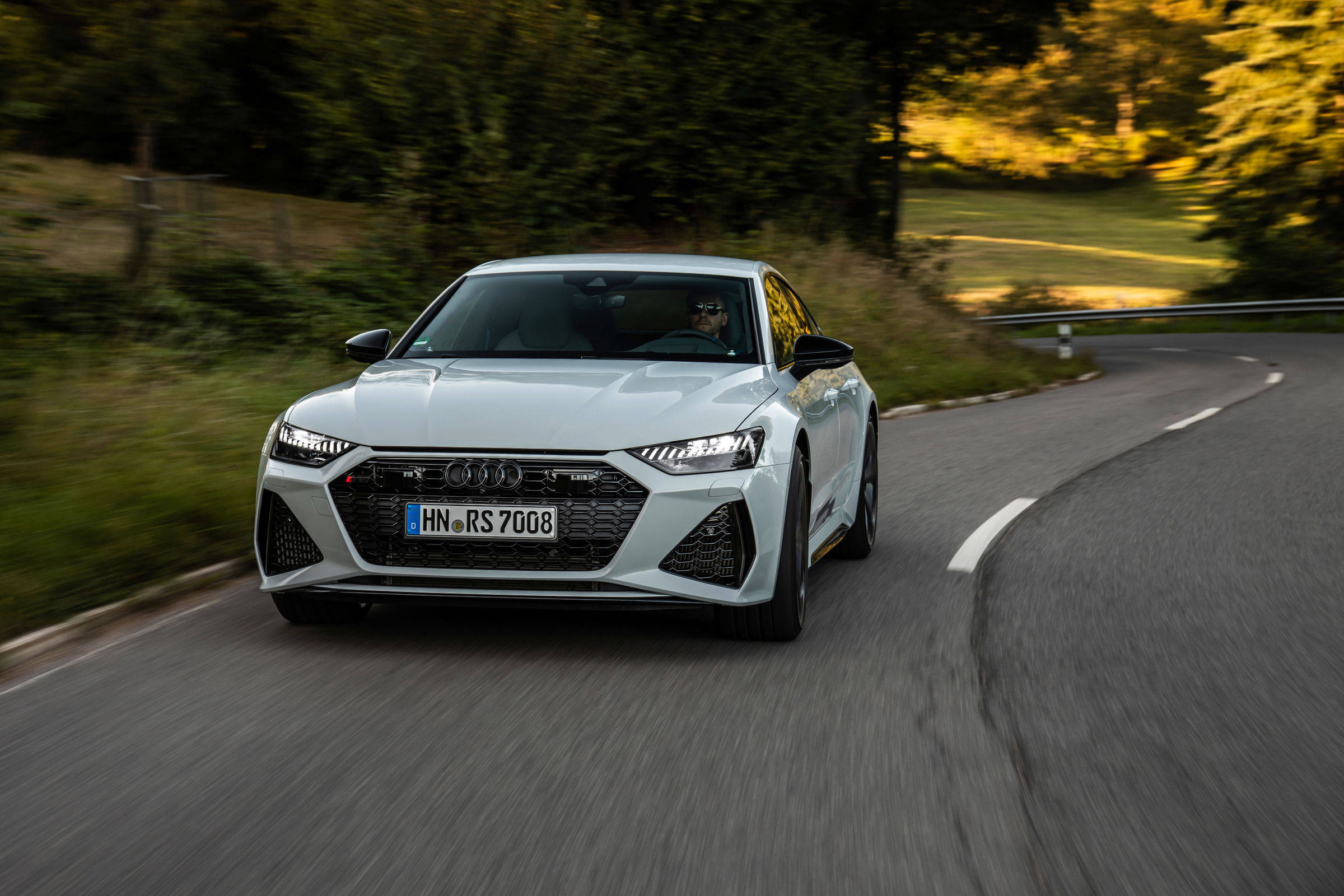 视觉冲击感强的全新奥迪rs7sportback深受消费者好评