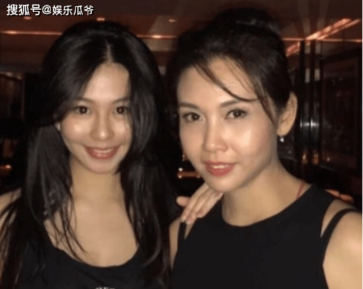 后遗症这些同龄女星都曾是绝世美人，有人整容后遗症像妖怪，有人美到老