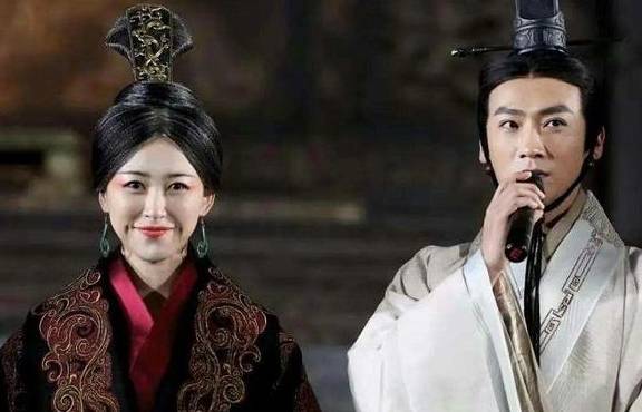 原创吕不韦拥立两任秦王执政时取得丰功伟绩为何最终被嬴政逼死