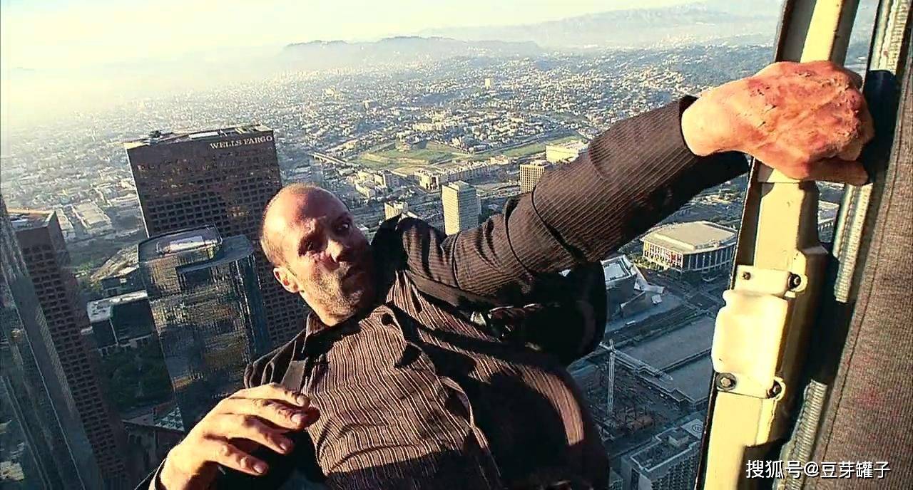 毒药|《怒火攻心》：杰森?斯坦森暴爽癫狂电影，你喜欢看的元素都有