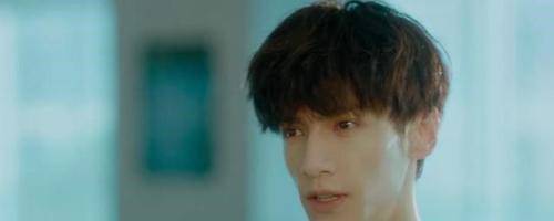 因为|良言写意:罗云熙瘦到脱相,面部瘦削气色差,小鱼仙倌滤镜尽失