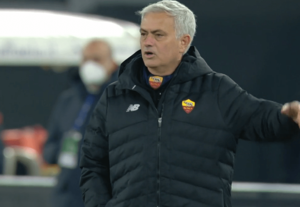 羅馬|2-0！羅馬中衛(wèi)當(dāng)中鋒，穆里尼奧拿下第二場師徒戰(zhàn)，落后前四8分