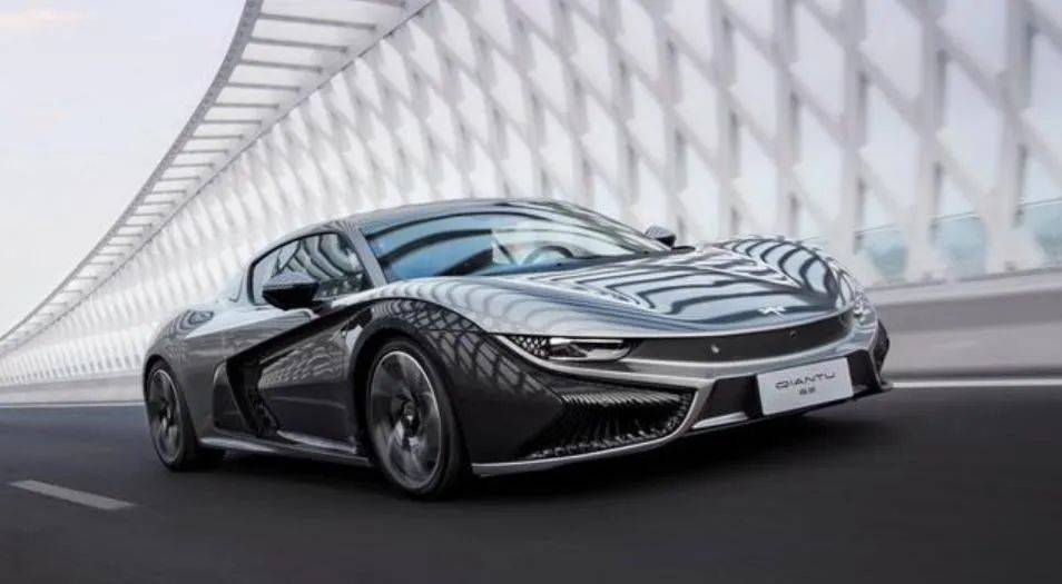 跑车的车身都用的什么材料 f3143621deaf4c3c912fe3c184262d3f.jpeg