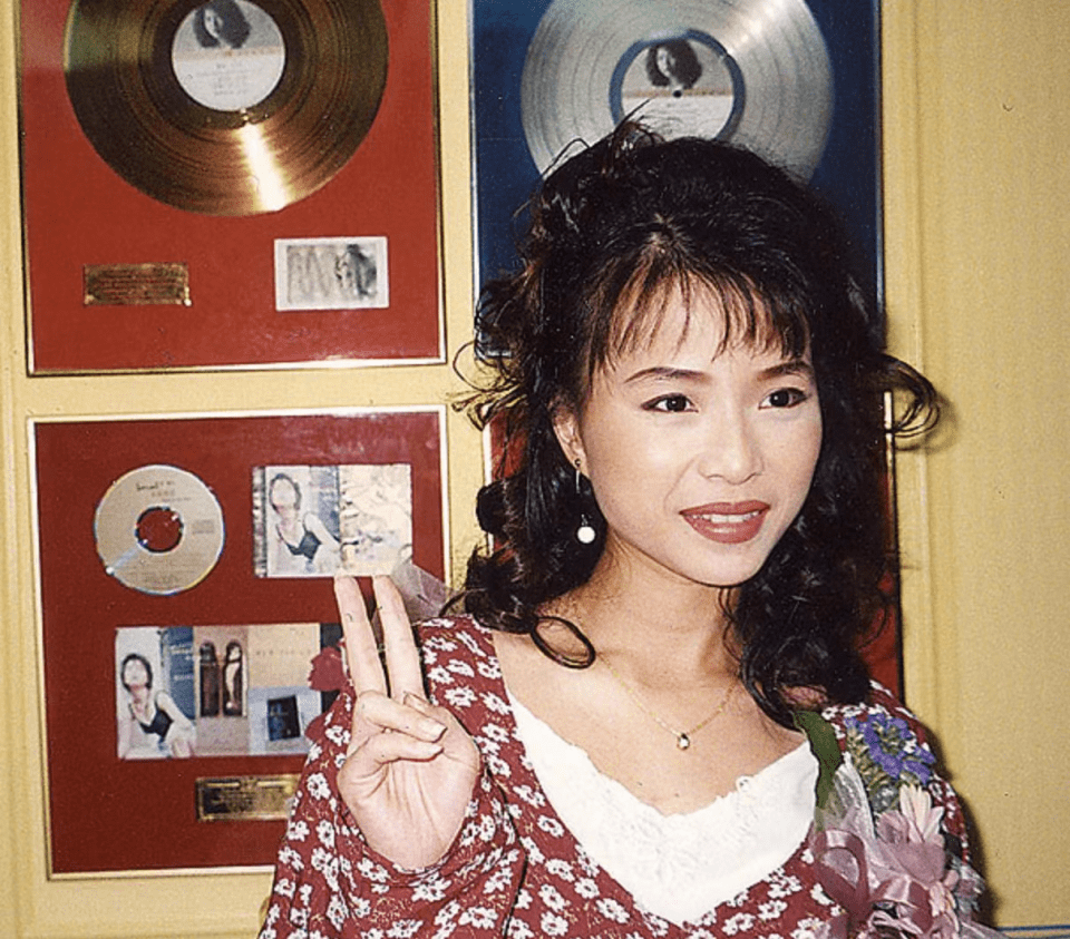 自曝患大病曾想轻生,提及子女当场落泪_黄宝欣_节目_因为