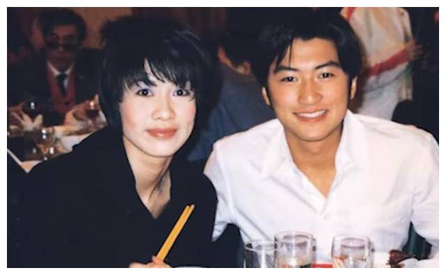 为什么李敖一直到生命垂危都念念不忘旧爱胡因梦？_胡因梦李敖