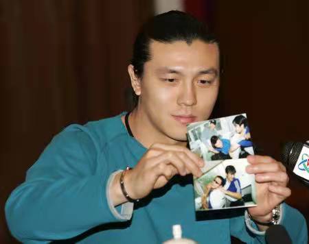 人面不知何处去,桃花依旧笑春风,辽小虎之"玉面郎君"张玉宁_赛季_联赛