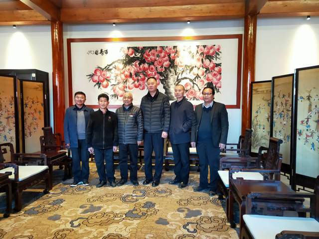 文化|“纪念齐白石诞辰158周年巡展”在金隅龙顺成文化创意产业园举行