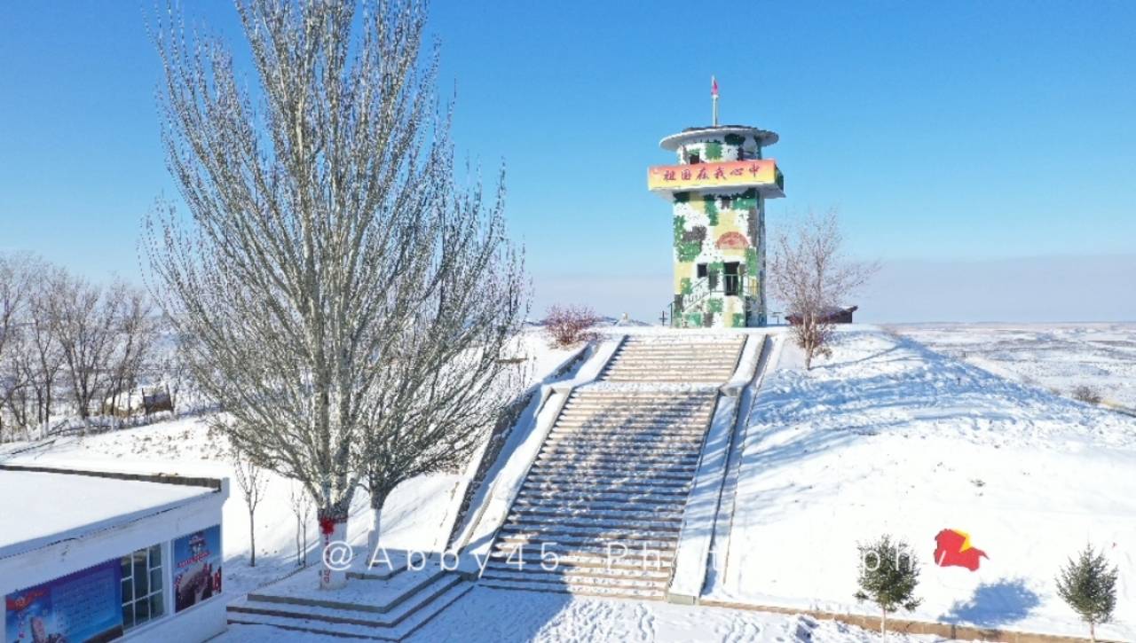 很少游客知道歌曲《小白杨》的发源地，就在新疆，冬天美如童话