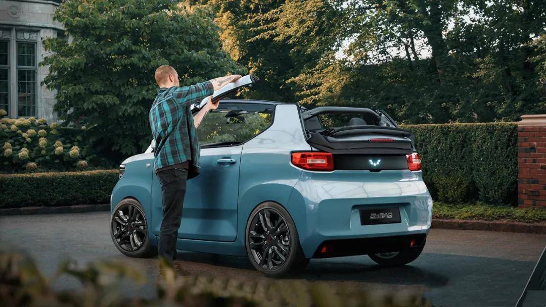 全球最小的量产车 单手就能拎起来 乐惠车