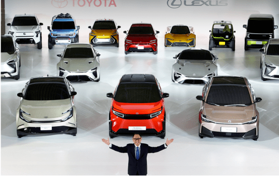 丰田疯了一口气发布15款电动车