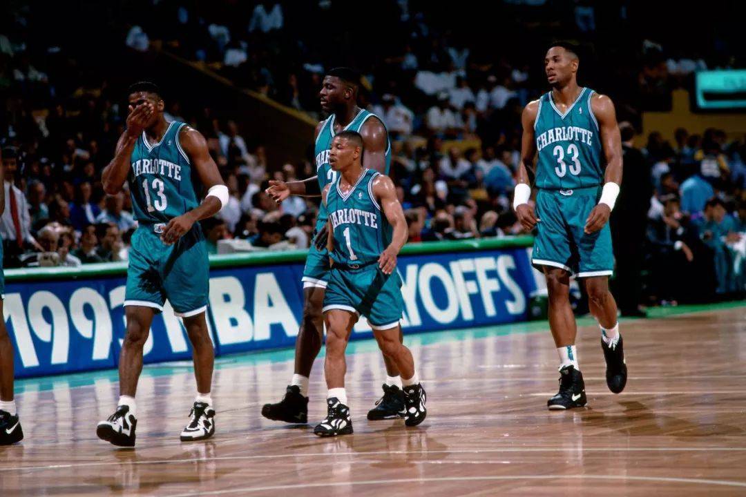 nba球队数量名称变化36年前仅23队山猫黄蜂鹈鹕分不清楚