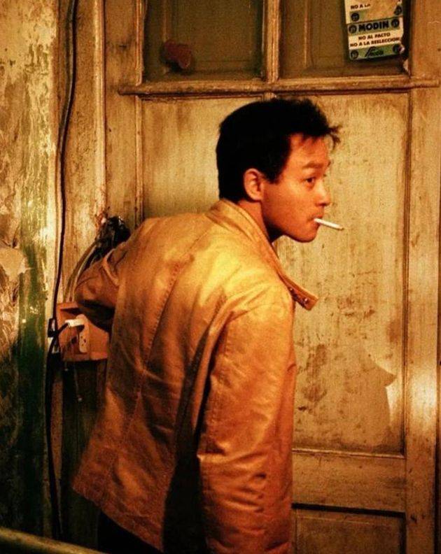 同志|梁朝伟久违提及《春光乍泄》,原来黎耀辉和何宝荣一开始并非情侣