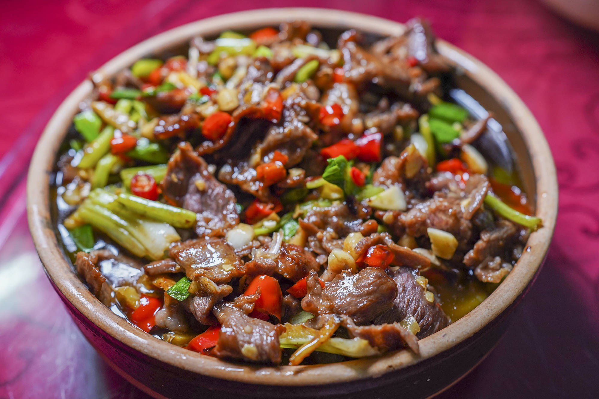 原创江西于都县城有个古村落土壤富硒游客争相来只为品尝富硒宴