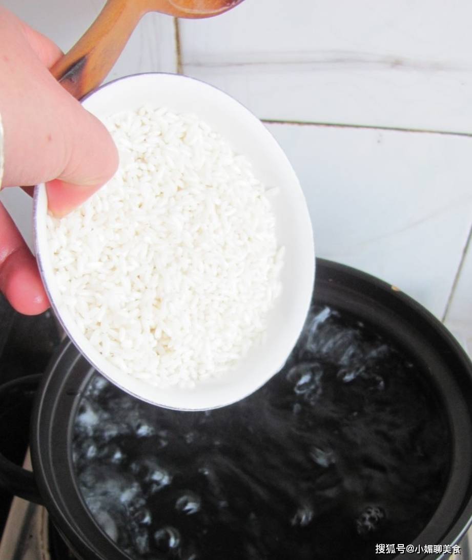 口感|杂蔬瘦肉粥这样做,营养丰富口感好,大人小孩都爱吃