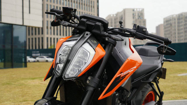 弯道手术刀 KTM 790 Duke最怂试驾——按奈不住地暴躁_搜狐汽车_搜狐网