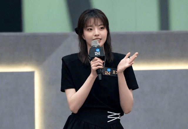 王文|《导演请指教》真正的“皇族”出现了，不是王文也，更不是韩雪