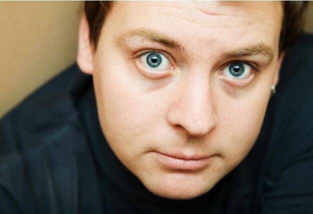 治疗|乙肝患者福音，身体出现4种情况要留意，选择正确药物治疗很重要