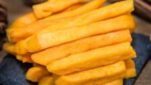 金桔|女生不想“大肚腩”?这4种零食常吃,轻松“掉肉”瘦出小蛮腰!