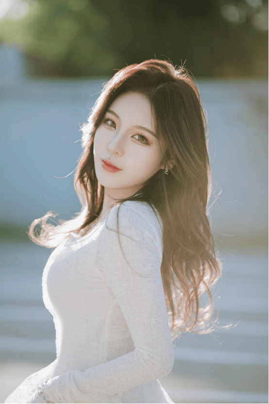 新晋人气女神安琪儿_性格开朗_新生代_梦想