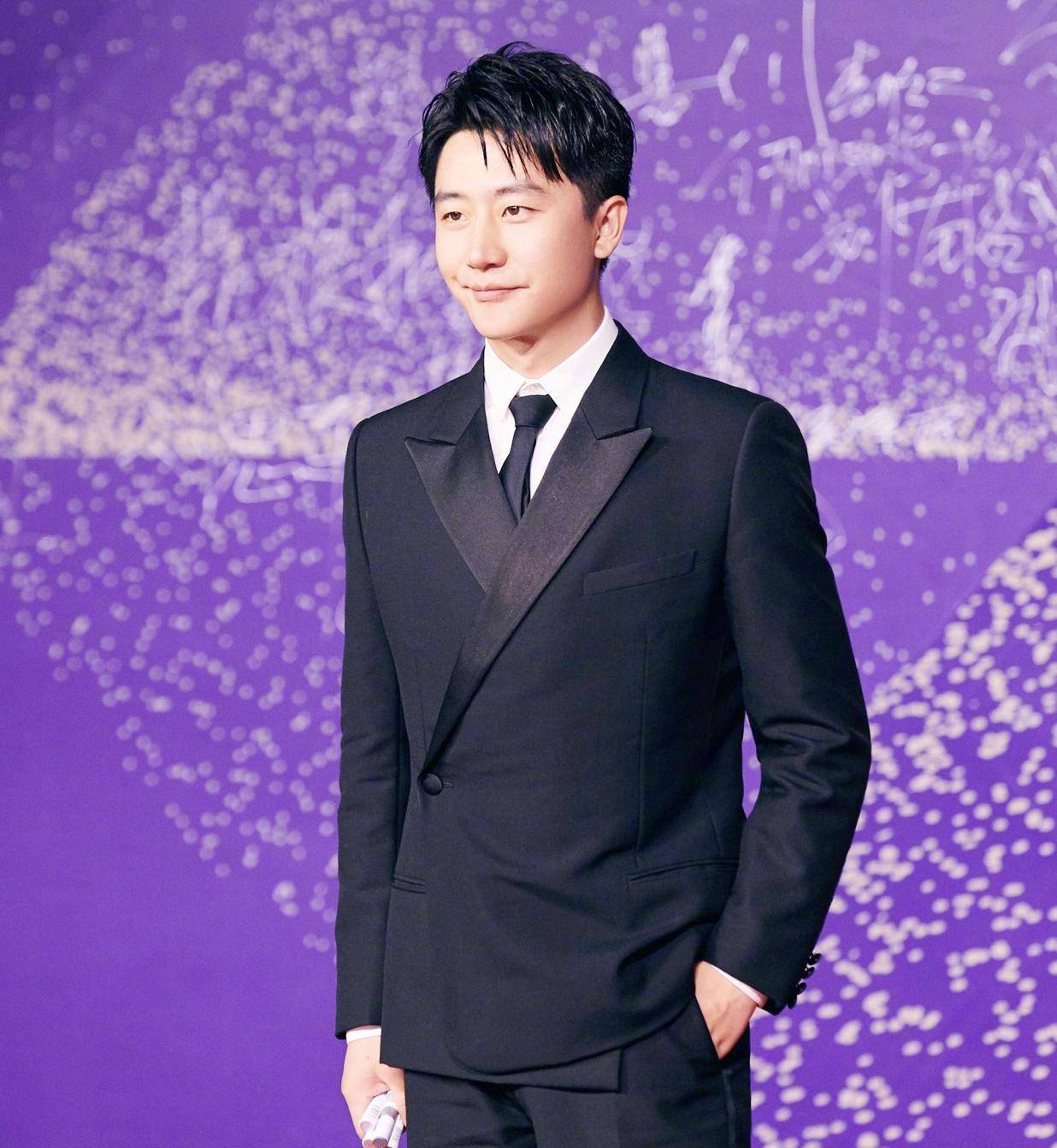 黄轩 父亲早逝 母亲成了我的亲情寄托 黄雁平 儿子 常梦 全网搜