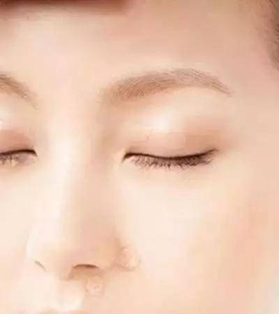 眼袋遮瑕技巧大全，教你完美遮瑕痘印，雀斑，黑眼圈~