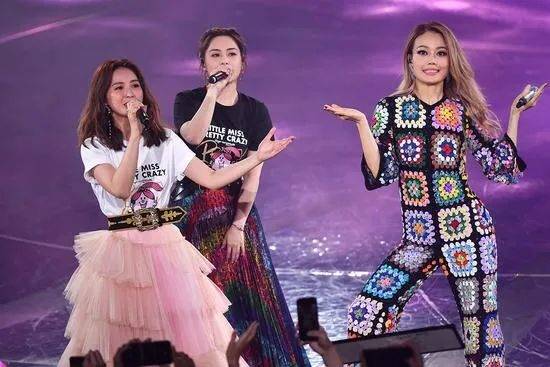 场面|三个女星一台戏，她们这回终于释放天性了？