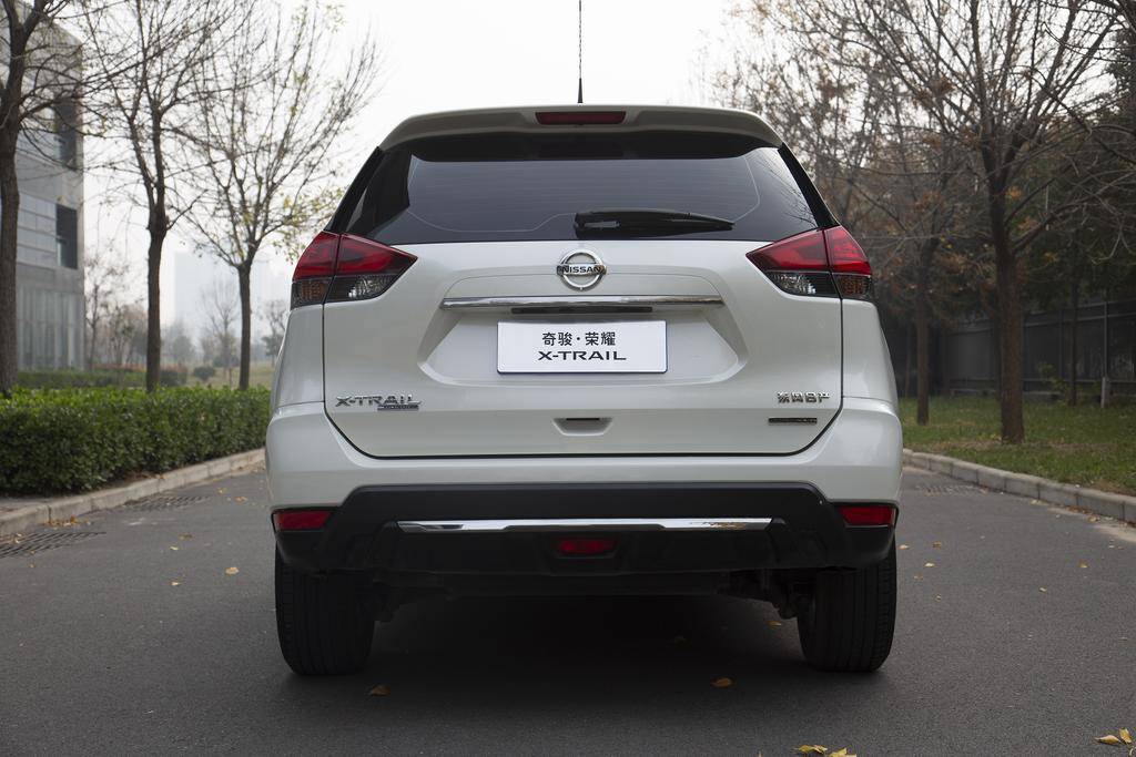 奇骏荣耀正式上市终于回归4缸发动机起售价1893万元