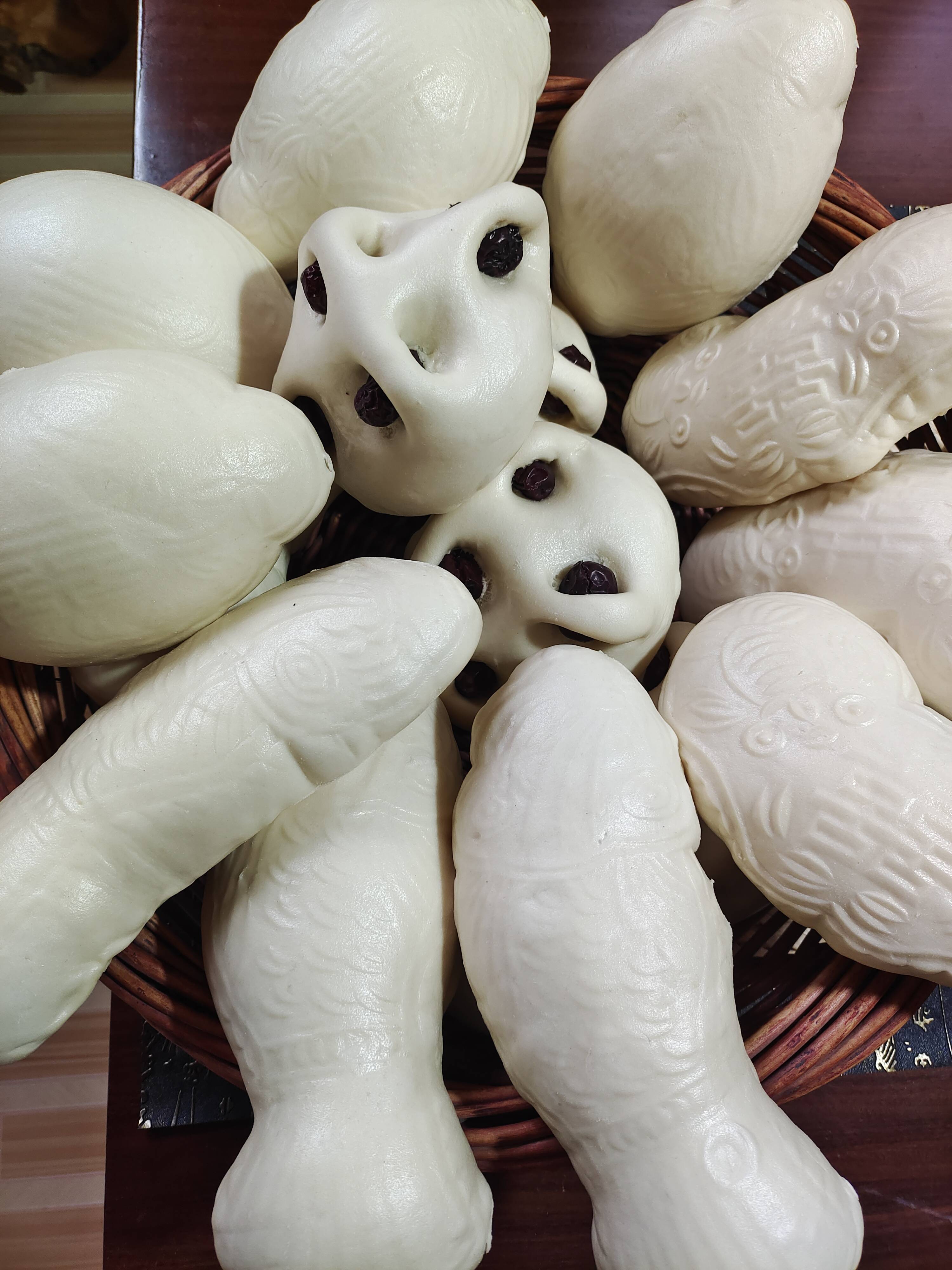 青岛王哥庄花样大馒头8斤礼盒半斤16个装_qdwgz_com_饽饽