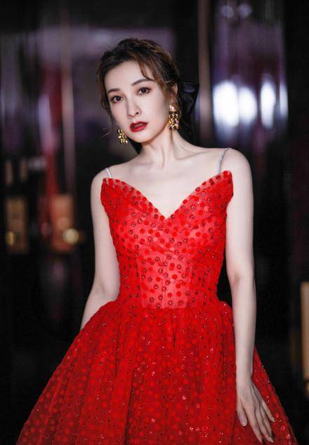 全网|湖南卫视跨年收视第一！六网第一全网热搜500个，谁撑起了它