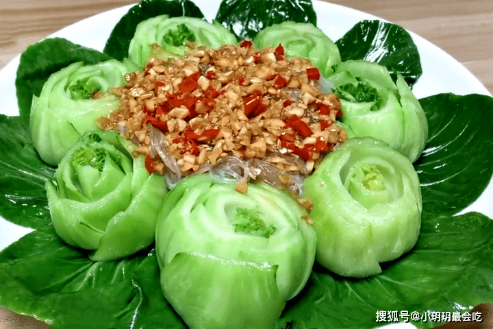 油菜不要老是拿来熬汤,教你做凉拌油菜,好吃下饭,不油腻_叶子清_根部