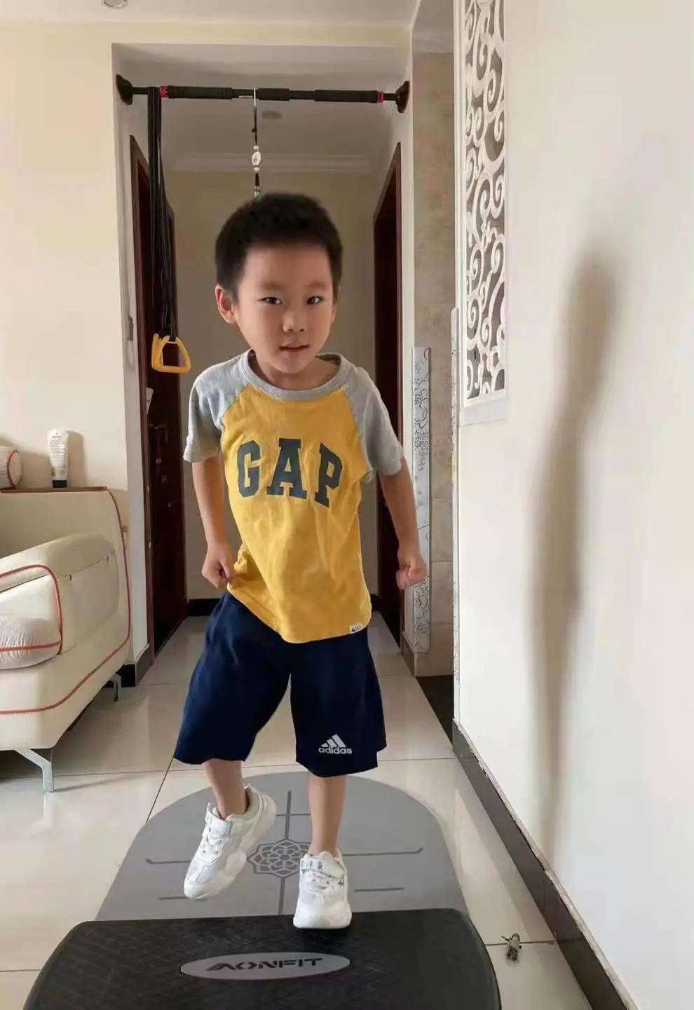 幼儿园|【搜狐教育】“童”抗疫 “趣”宅家：西安航天城一幼“名校+”居家记录