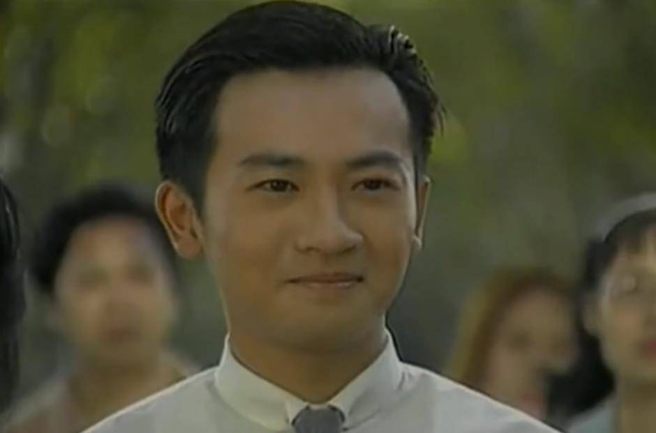 老房|重温21年前《老房有喜》，感觉苏有朋真喜欢过赵薇，眼神宠死了