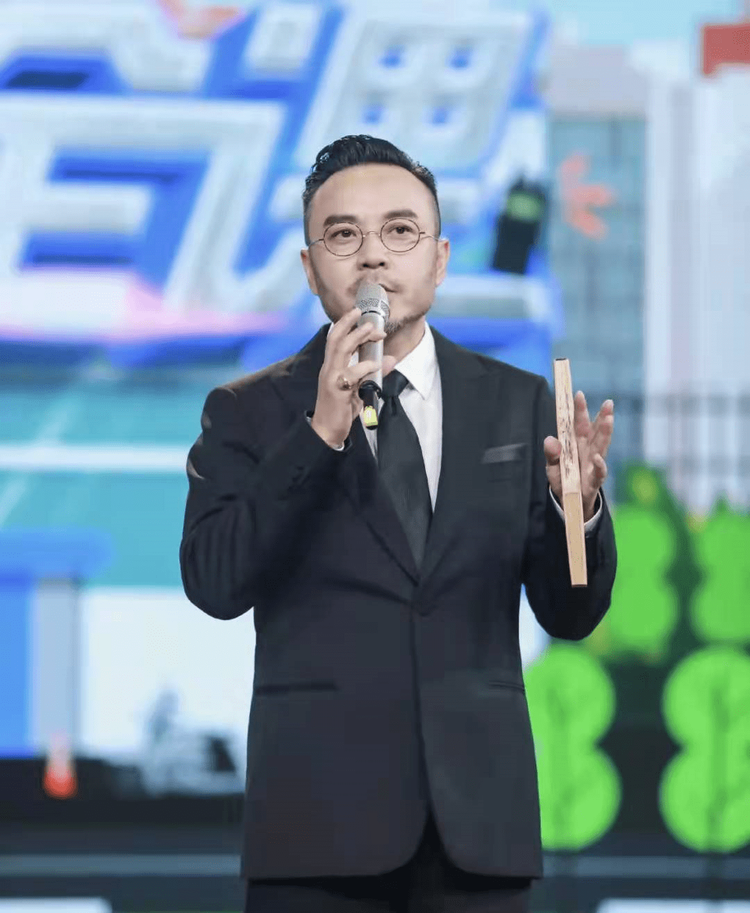 流量|王一博和大张伟离开后，改版后的《天天向上》为什么这么受欢迎？