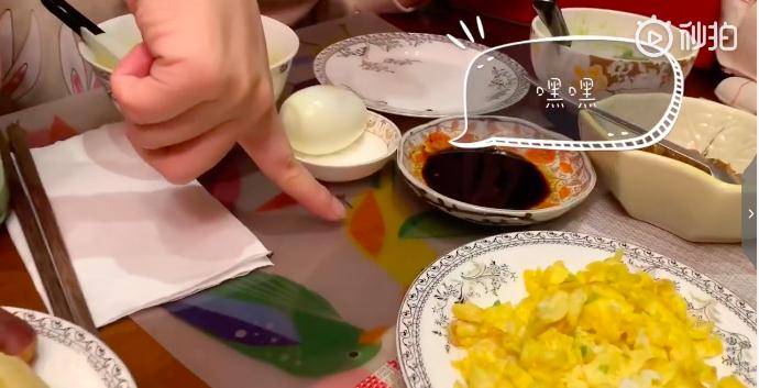 种类|50岁许晴为啥至今风姿绰约？看看她吃的早餐就明白了！